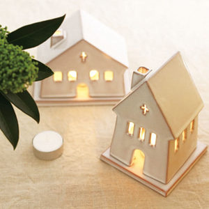 Bruciatore d'Incenso in Ceramica Personalizzato OEM, Design Traforato Illuminato, Minimalista Moderno Nordico, Decorazione Natalizia per la Casa - Product Image 2