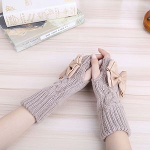Gants pour femmes élégants, chauffe-mains d'hiver, mitaines en fausse laine tricotées au crochet, gants chauds sans doigts pour femmes - Product Image 3