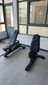 Banco de mancuernas múltiples ajustable profesional Marco de acero Q235 Logotipo personalizado plegable ISO9001 Certificado CE Gimnasio de estilo moderno - Product Image 2