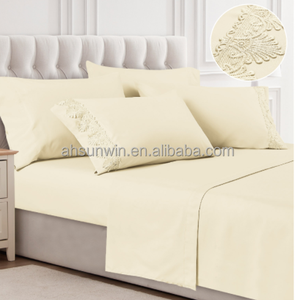 Diseño de encaje 100% Poliéster Microfibra Color sólido Juego de sábanas cepilladas Sábanas de hogar y hotel con sábanas ajustadas y planas - Product Image 4