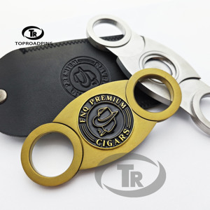 Anniversaire Souvenirs Cadeaux En Acier Inoxydable De Mode Accessoires De Fumer Porte-Cigare Avec Cutter - Product Image 2