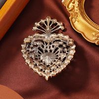 Broche en alliage cœur de pêche ornée de strass, style mi-siècle, vintage, accessoire pour costume féminin, manteau, vêtement d'extérieur, épingle de corsage, fermoir