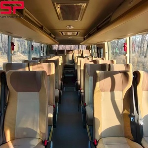 Bus de transport moyen pour passagers Yu Tong ZK6816 de 2016, alimenté par un moteur diesel Yuchai de 200 CV, équipé d'une configuration climatique sudiste - Product Image 4