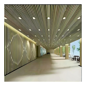 <span class=keywords><strong>Faux</strong></span> <span class=keywords><strong>plafond</strong></span> en aluminium ondulé 3D au design moderne <span class=keywords><strong>Lames</strong></span> de <span class=keywords><strong>plafond</strong></span> linéaires à déflecteur Panneau métallique suspendu pour les magasins d'aéroport et les centres commerciaux - Product Image 6