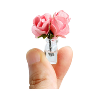 Vases en verre à fleurs roses miniatures faits à la main à l'échelle 1:12 bouteilles en résine Micro décorations de paysage pour jardin féerique