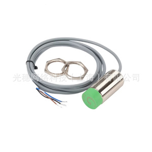Interruptores de Proximidad Elco M12 IP67 Inductivos con Distancia de Detección de 12 mm para Automatización Industrial - Product Image 2