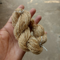 Ghicha Tussar 100% fil de soie filé à la main motif brut teint en fines matières recyclées pour le tricot fantaisie tissé à la main