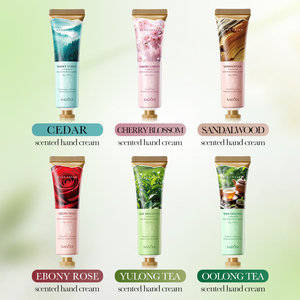 OEM SADOER vente en gros extrait de plante coréenne parfum <span class=keywords><strong>crème</strong></span> <span class=keywords><strong>pour</strong></span> <span class=keywords><strong>les</strong></span> <span class=keywords><strong>mains</strong></span> ensemble hydratant réparation <span class=keywords><strong>meilleure</strong></span> <span class=keywords><strong>crème</strong></span> <span class=keywords><strong>pour</strong></span> <span class=keywords><strong>les</strong></span> <span class=keywords><strong>mains</strong></span> sèches craquelées - Product Image 4