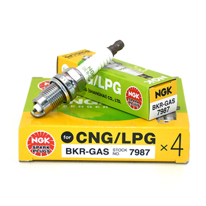 Bougies d'allumage durables Allumage à l'arc fiable Composants de moteur automobile Réponse du moteur améliorée Consommation de carburant réduite - Product Image 6