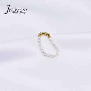 Anneau géométrique écologique en acier inoxydable plaqué or 18 carats avec perles de perles d'eau douce rétro classiques françaises à corde élastique pour filles - Product Image 6