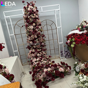 Decoración LEDA para Eventos y Fiestas, Camino de Mesa de Flores Rosadas Hecho a Mano, Fondo de Flores Largo para Bodas - Product Image 2