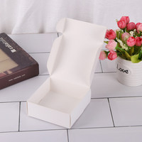Petites boîtes d'expédition auto-érectables en carton ondulé, personnalisables en couleur, recyclables, pour chaussures et vêtements, avec pelliculage mat