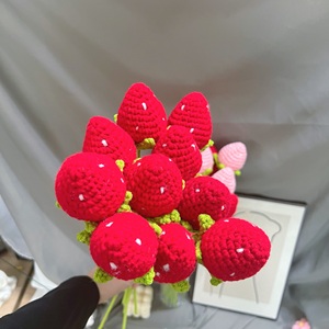 Ramo de Fresas Personalizado, Lindo y Original, Flores Tejidas a Mano de Lana, Venta al Por Mayor - Product Image 6