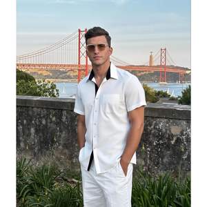 Chemise habillée blanche à manches courtes pour homme, boutonnée, en popeline infroissable, idéale pour l'été et les occasions décontractées - Product Image 3