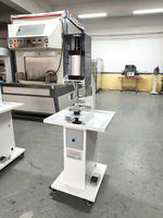 Machine à perforer manuelle pneumatique pour la fabrication de chaussures, sacs en cuir et l'équipement de pose d'œillets
