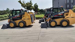 لودر انزلاقي التوجيه XT740 XC740 بسعر المصنع مع محرك يانمار قوي وأسطوانة هيدروليكية من MOOG ومضخة من إيتون بسعر تنافسي - Product Image 3