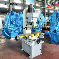 Fraiseuse universelle verticale compacte TENAKS ZX50C, utilisée pour le perçage, le taraudage et le fraisage de face sur une fraiseuse