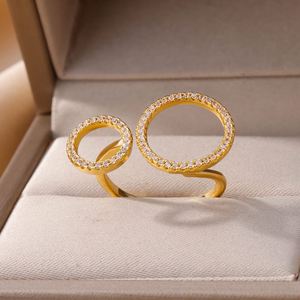 Nouvelle bague pour femme en cuivre et zircon, design géométrique multi-couches, bijoux de mode en cristal, luxe léger et personnalisé - Product Image 3