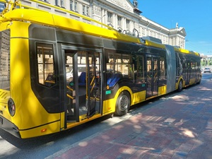 Autobús moderno de alta capacidad modelo 43300D serie VITOVT con sistema de conducción autónoma y diseño de confort para pasajeros - Product Image 4