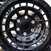 Rines Forjados Todoterreno de 17x10 Pulgadas 6x139.7 Negros para Tundra, Chevrolet Silverado, Sierra 1500, Ram 1500
