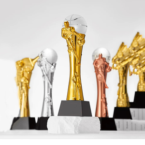 Medaglie Trofeo Personalizzate in Resina Placcata Oro per MVP di Pallavolo, Basket, Calcio, Badminton, Baseball 2026 - Product Image 3