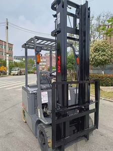 Chariot élévateur électrique TCM d'occasion à vendre, chariot élévateur diesel de 1,5 tonne, faible nombre d'heures de travail, haute qualité, stock Shanghai - Product Image 2