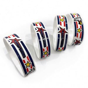 Bracelet en silicone personnalisé pour la saison des diplômes du lycée, promotion 2026 – Cadeau commémoratif populaire - Product Image 3