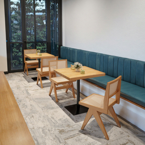 Table à manger carrée commerciale au design moderne 1016 fer et bois massif avec combinaison de chaises en métal pour bars et restaurants - Product Image 5