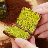 Chocolats en gros directement de l'usine, chocolat halal de Dubaï, 60g, chocolat artisanal pur à la confiture de pistache, barre de chocolat en boîte, en-cas asiatiques sucrés