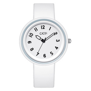 Reloj de silicona minimalista y elegante para mujer con un diseño fresco en colores pastel. - Product Image 3