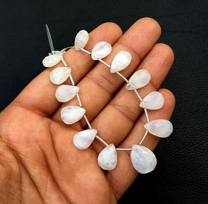 Pierre de lune arc-en-ciel naturelle 21 pièces en forme de poire à facettes perles de feu bleues pour la fabrication de bijoux à bricoler soi-même Briolette en gros - Product Image 2