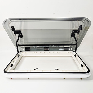 Lucernario per Camper di Alta Qualità 960x650mm, Installazione a Clip con Apertura Massima di 70 Gradi per Camper Fuoristrada - Product Image 3