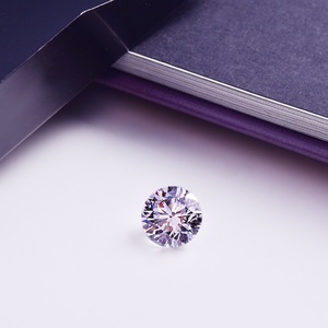 Pierre précieuse de petite taille cultivée en laboratoire, certifiée IGI, percée au laser, couleur D, clarté VVS1/VS2, taille brillant DEF, pour bijoux HUAZHONG GEM - Product Image 3