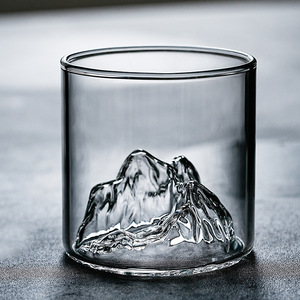 แก้วน้ำดีไซน์ใหม่ แก้ววิสกี้ทรงภูเขา <span class=keywords><strong>Matterhorn</strong></span> ทำจากแก้วบอโรซิลิเกต แก้วไวน์ทรงสูง แก้วไวน์ทรงเตี้ย - Product Image 5