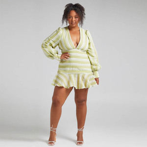 Mini abito aderente da donna <span class=keywords><strong>a</strong></span> righe <span class=keywords><strong>a</strong></span> righe con maniche lunghe con scollo <span class=keywords><strong>a</strong></span> v Casual estivo personalizzato - Product Image 2