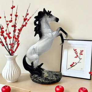 Nueva Decoración Artesanal China de Resina Epoxi con Figura de Caballo del Zodiaco, Ideal para Regalo de Inauguración de Negocios u Oficina - Product Image 4