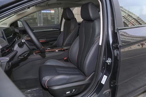 <span class=keywords><strong>Voiture</strong></span> d'<span class=keywords><strong>occasion</strong></span> 2023 Chery Arrizo 5 GT Berline 4 portes 5 places Faible kilométrage Essence Intérieur Noir <span class=keywords><strong>Automatique</strong></span> Conduite à gauche - Product Image 2