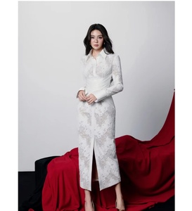 Nuevas llegadas de Bettergirl para Ramadán 2026: <span class=keywords><strong>vestido</strong></span> largo bordado con encaje <span class=keywords><strong>blanco</strong></span> de diseño vietnamita. - Product Image 1