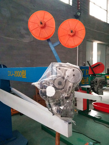 Máquina <span class=keywords><strong>de</strong></span> costura <span class=keywords><strong>de</strong></span> <span class=keywords><strong>cajas</strong></span> corrugadas semiautomática - Product Image 3