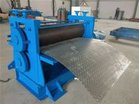 Machine à gaufrer les tôles à carreaux, machine à gaufrer les tôles laminées à froid, équipement pour le fer forgé
