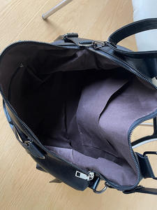 Sac fourre-tout spacieux en PU de style coréen pour femme 2025, imperméable, multifonctionnel, pour voyage et travail, sac à bandoulière avec poche zippée et doublure en polyester - Product Image 6