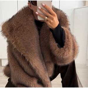 <span class=keywords><strong>Trench</strong></span> 2025 <span class=keywords><strong>donna</strong></span> autunno inverno con risvolto grande con risvolto <span class=keywords><strong>in</strong></span> pelliccia sintetica-giacca calda a trama lunga - Product Image 3