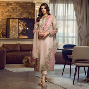 Ensemble Salwar Kameez en Organza Rose Brodé avec Dupatta, Tenue Traditionnelle Indienne pour Mariage et Fêtes, Entièrement Cousu, Séchage Rapide - Product Image 1
