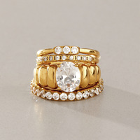 Set Cincin Tumpuk 4Pcs Baja Tahan Karat 316L Wanita Berlapis Emas Oval Zirkon Bertekstur Cincin Tumpuk Tahan Air Set Perhiasan