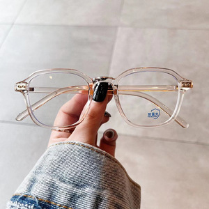 Gafas de Mujer Qianai con Montura Rectangular Anti Luz Azul, Tamaño Mediano, Lentes de PC, Diseño Irregular con Remaches Punteados - Product Image 4