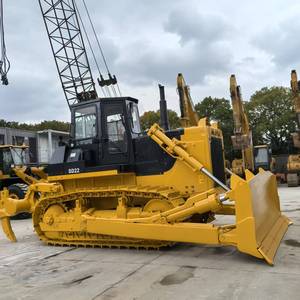 Bulldozer sobre orugas SHANTUI SD22 usado con motor Cummins 2024 Modelo 4.5m³ Capacidad de dormitación 1 año de garantía Rendimiento fuerte - Product Image 3