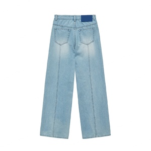 กางเกงยีนส์ผู้หญิงทรงตรงแบบขายส่งแฟชั่นสไตล์ลำลองสีฟ้าอ่อนผ้าเดนิมไม่ยืด - Product Image 6