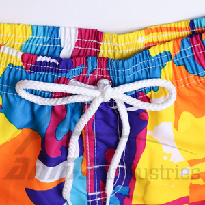 Shorts de natation multicolores pour femmes, Shorts de natation respirants à séchage rapide, taille personnalisée, nouvelle collection - Product Image 3