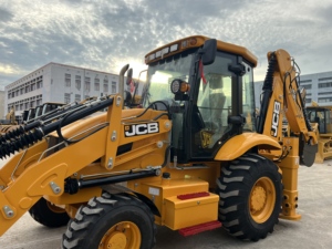 รถแบคโฮล้อเดอร์ JCB 3CX ใหม่ ขับเคลื่อน 4 ล้อ ประสิทธิภาพเสถียร โครงสร้างกะทัดรัด เหมาะสำหรับงานก่อสร้างในพื้นที่แคบ - Product Image 5