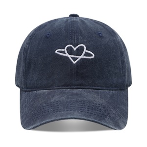 Gorra de béisbol vintage lavada con corazón bordado para mujer y hombre, gorra suave ajustable estilo papá, gorra casual para exteriores, protección solar, OEM - Product Image 4